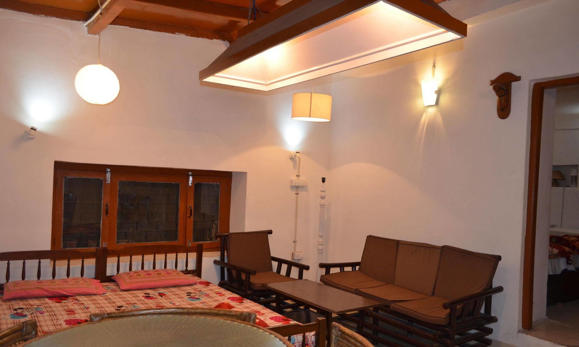 Kafal Resort Найнитал Экстерьер фото